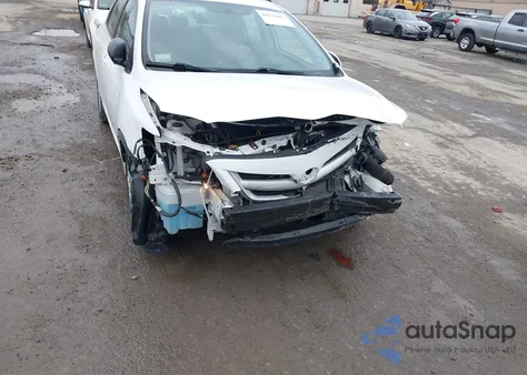 2011 Toyota Corolla Le из США, поврежденный, VIN JTDBU4EE2B9151414